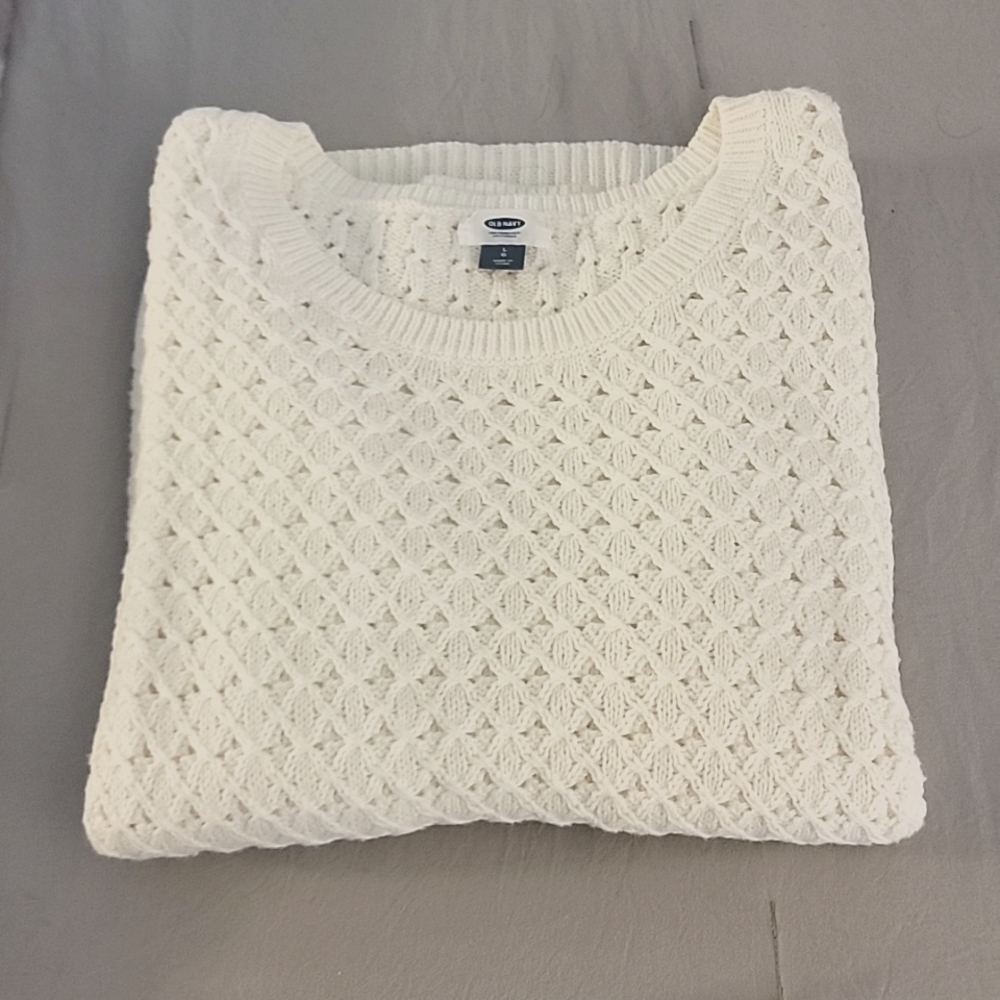 Women's Old Navy Sweater